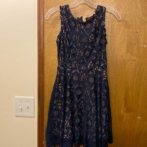 Jodi Kristopher navy blue sleeveless dress
